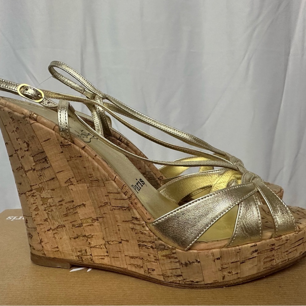 Christian Louboutin Lady Zeppa Gold Nappa Cork Wedge Sandals - Picture 2 of 9